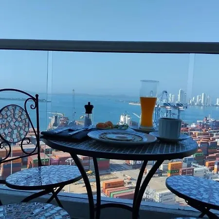 Lujoso En * Cartagena