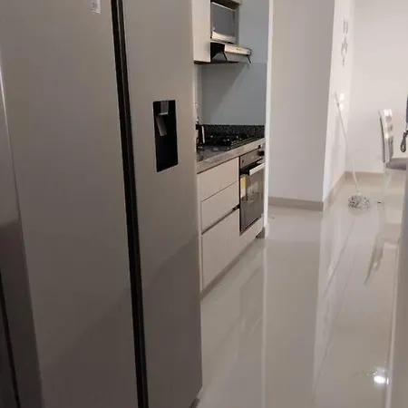 Lujoso En Apartamento