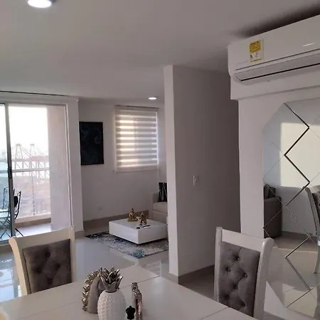 Lujoso En Apartamento