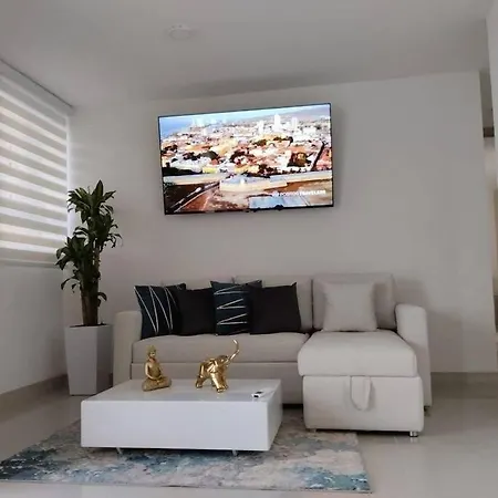 Apartment Lujoso En *